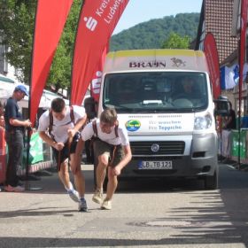 24 Bully-Pull Platz 3: Florian und Tobias vom Team Guilliard+Dörr 24 Bully-Pull Platz 3: Florian und Tobias vom Team Guilliard+Dörr